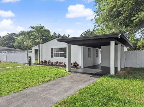580 NW 194th Terrace Miami Gardens FL 33169