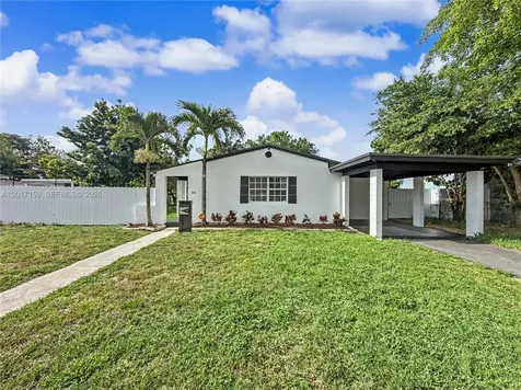 580 NW 194th Terrace Miami Gardens FL 33169