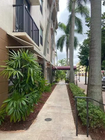 1900 Van Buren Street Hollywood FL 33020