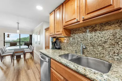 364 Golfview Road North Palm Beach FL 33408
