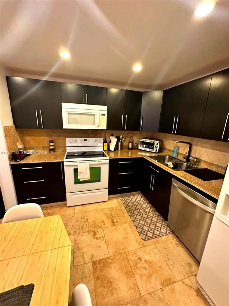 1370 S Ocean Boulevard Pompano Beach FL 33062
