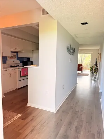 571 SW 142nd Avenue Pembroke Pines FL 33027