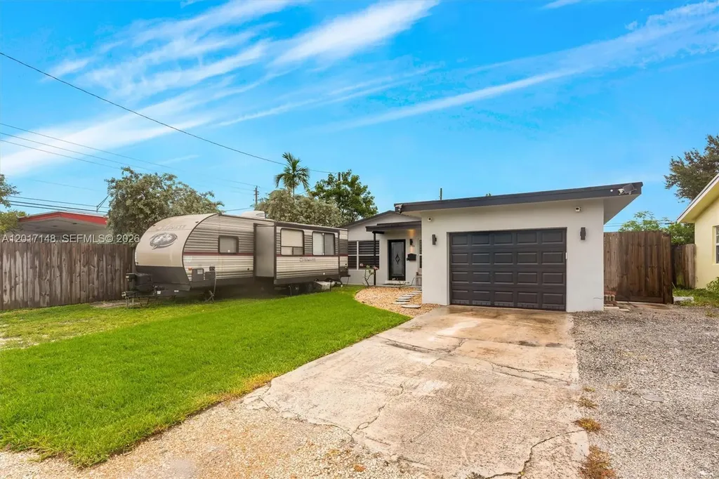 1300 SW 34th Avenue Fort Lauderdale FL 33312