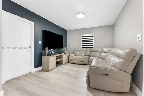 1300 SW 34th Avenue Fort Lauderdale FL 33312