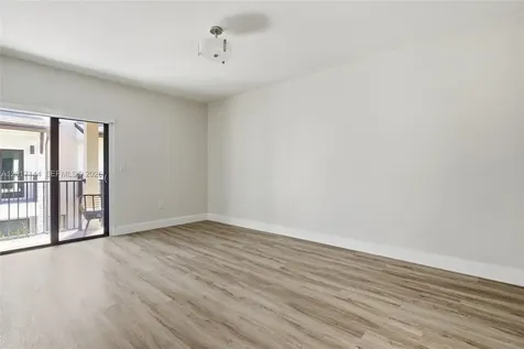 4426 83rd Parkway Doral FL 33166