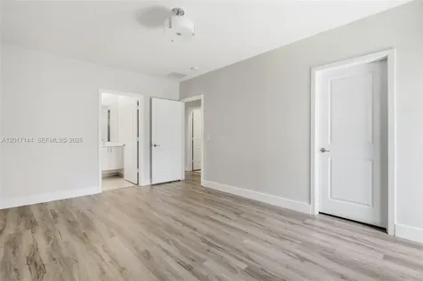 4426 83rd Parkway Doral FL 33166