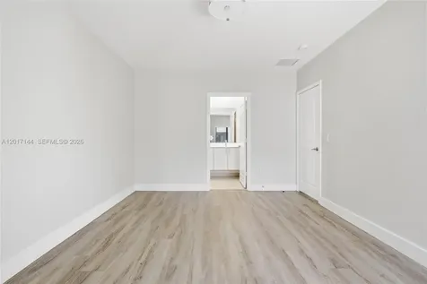 4426 83rd Parkway Doral FL 33166