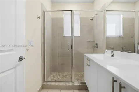 4426 83rd Parkway Doral FL 33166