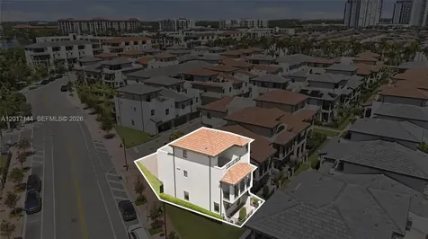 4426 83rd Parkway Doral FL 33166