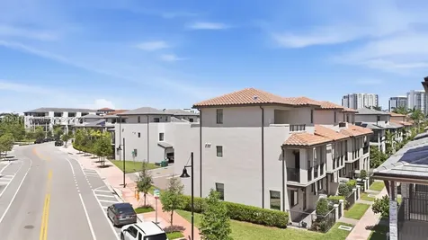 4426 83rd Parkway Doral FL 33166