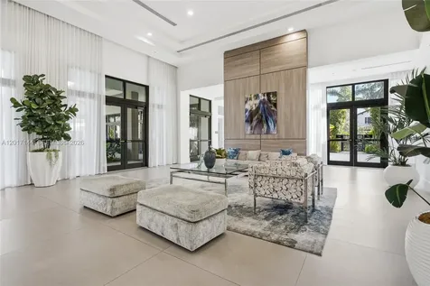 4426 83rd Parkway Doral FL 33166
