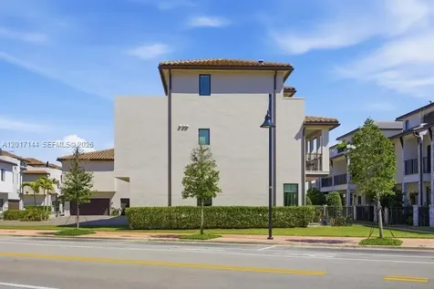 4426 83rd Parkway Doral FL 33166