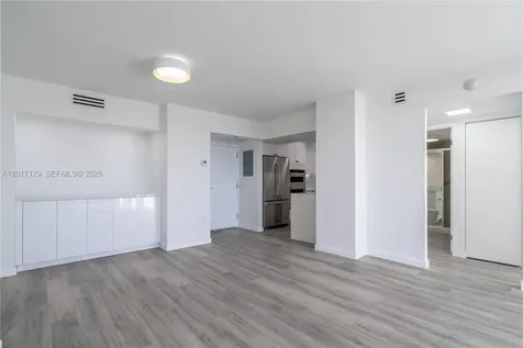 3675 N Country Club Drive Aventura FL 33180