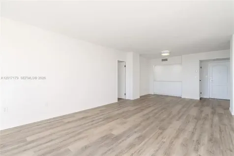 3675 N Country Club Drive Aventura FL 33180