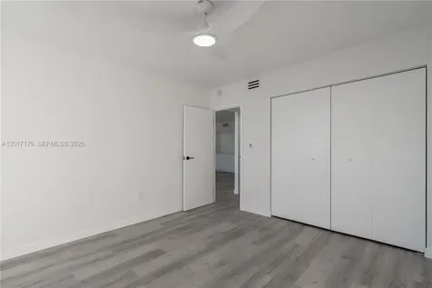 3675 N Country Club Drive Aventura FL 33180