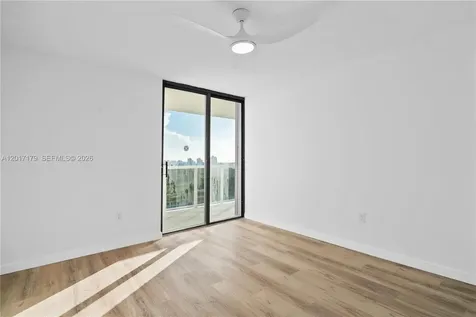 3675 N Country Club Drive Aventura FL 33180