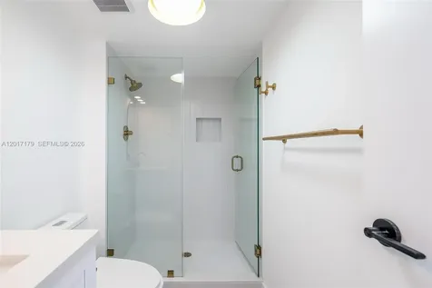3675 N Country Club Drive Aventura FL 33180