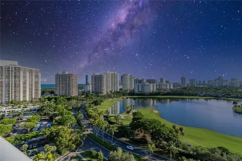 3675 N Country Club Drive Aventura FL 33180