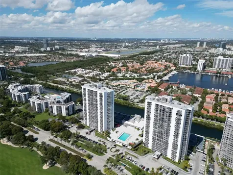3675 N Country Club Drive Aventura FL 33180