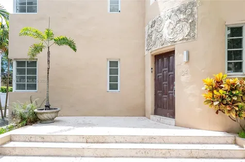 32 Calabria Avenue Coral Gables FL 33134