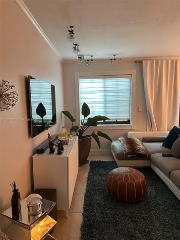 1595 SW 122nd Avenue Miami FL 33184