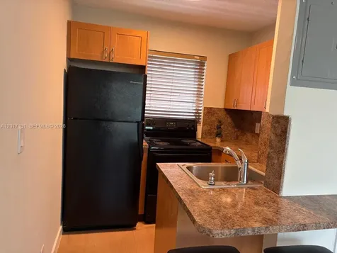 3212 NE 7th Place Pompano Beach FL 33062