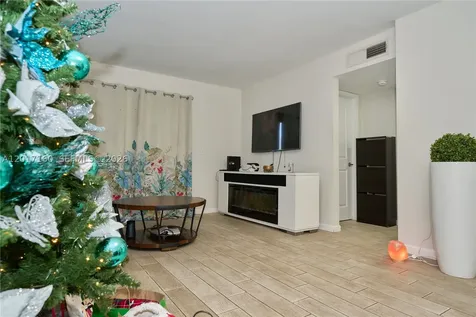 8240 SW 210th Street Cutler Bay FL 33189