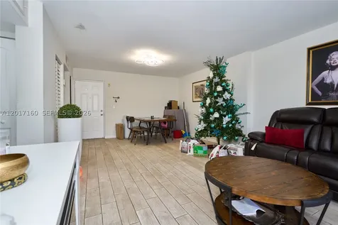 8240 SW 210th Street Cutler Bay FL 33189