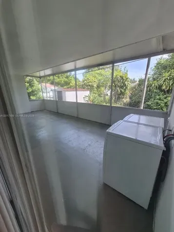 Miami FL 33157