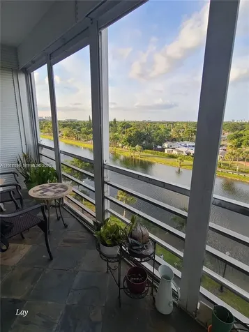North Miami Beach FL 33162