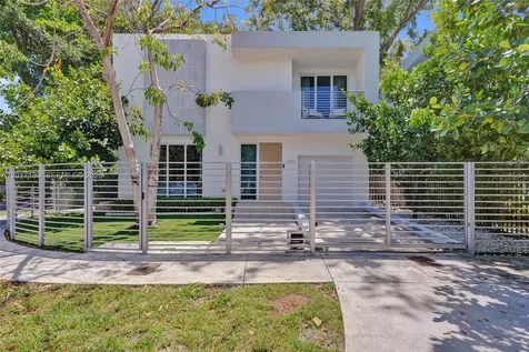 2851 SW 33rd Court Miami FL 33133