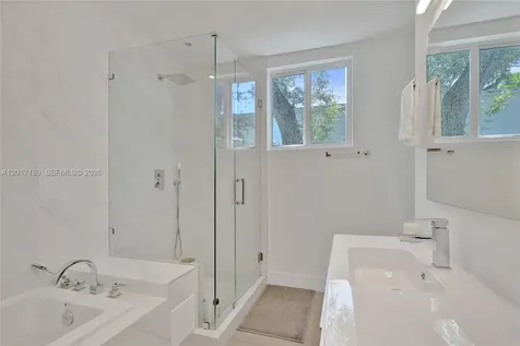2851 SW 33rd Court Miami FL 33133