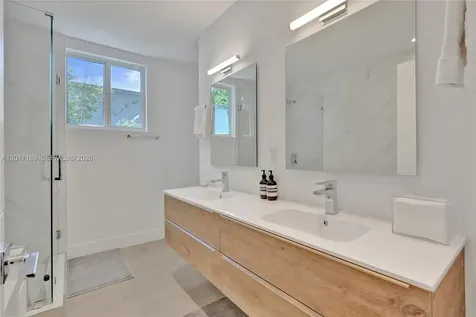 2851 SW 33rd Court Miami FL 33133