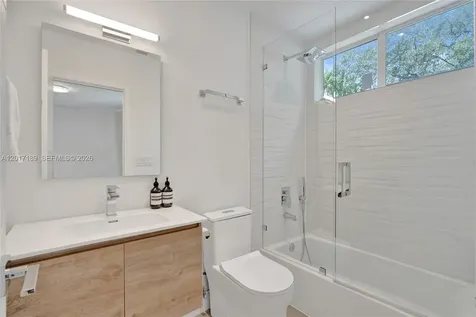 2851 SW 33rd Court Miami FL 33133