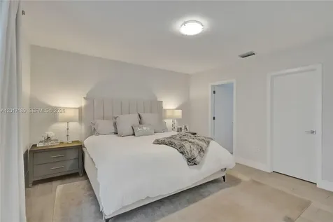 2851 SW 33rd Court Miami FL 33133