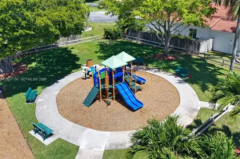 2915 SE 4th Place Homestead FL 33033