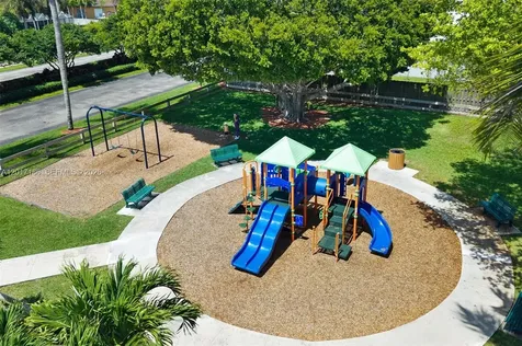 2915 SE 4th Place Homestead FL 33033