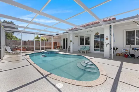 2915 SE 4th Place Homestead FL 33033