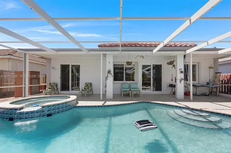 2915 SE 4th Place Homestead FL 33033