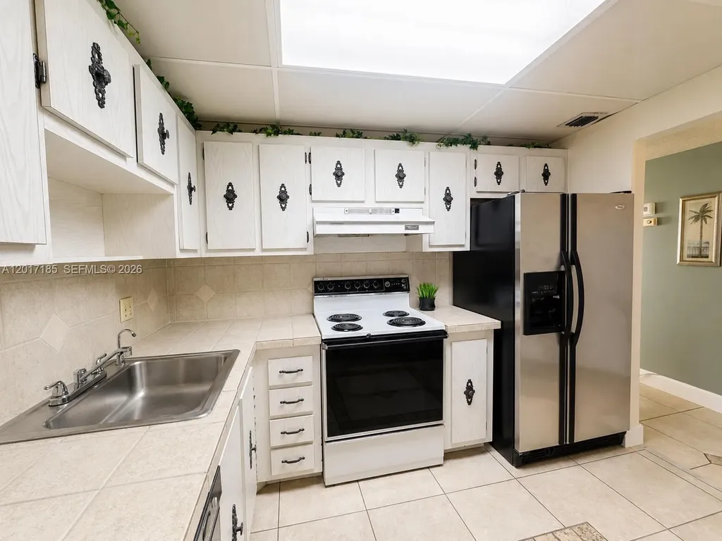 3800 S Ocean Drive Hollywood FL 33019