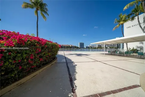 3800 S Ocean Drive Hollywood FL 33019