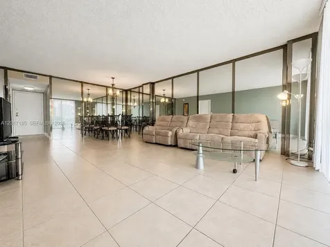 3800 S Ocean Drive Hollywood FL 33019