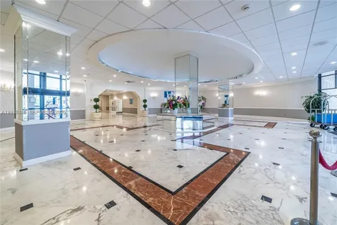 3800 S Ocean Drive Hollywood FL 33019