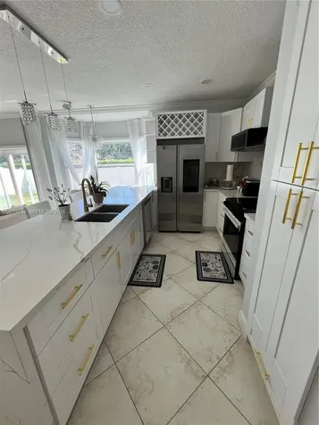 1401 NW 187th Avenue Pembroke Pines FL 33029