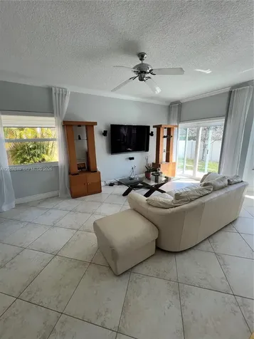 1401 NW 187th Avenue Pembroke Pines FL 33029