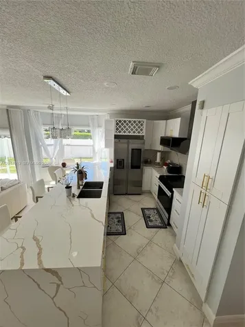 1401 NW 187th Avenue Pembroke Pines FL 33029