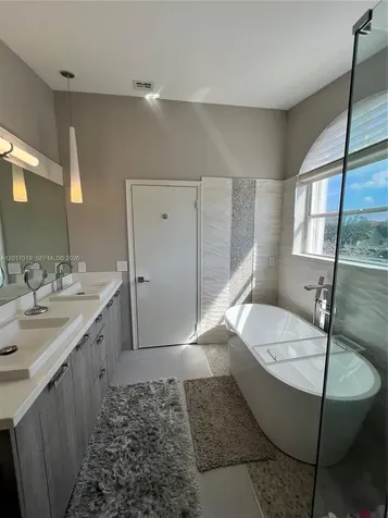 1401 NW 187th Avenue Pembroke Pines FL 33029