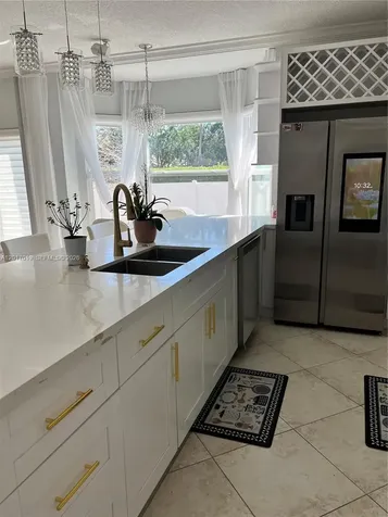 1401 NW 187th Avenue Pembroke Pines FL 33029