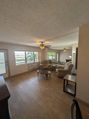 23 Easthampton A West Palm Beach FL 33417