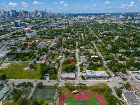 3509 NW 9th Avenue Miami FL 33127